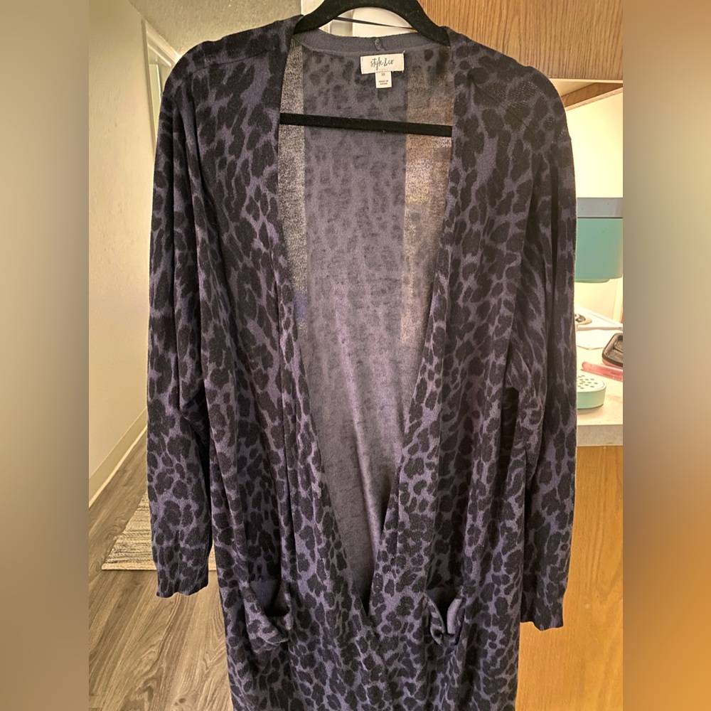 Style and co cardigan sweater.